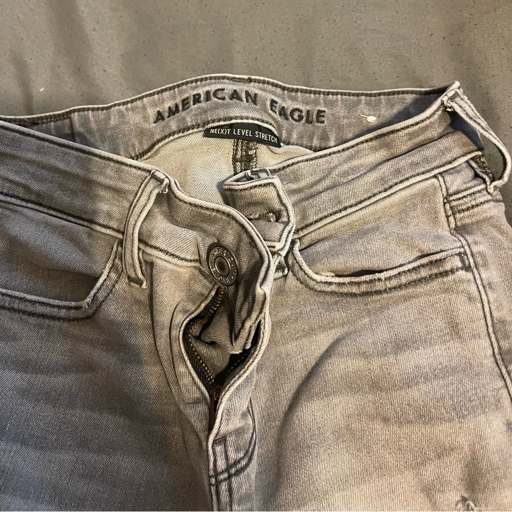 American Eagle jeans - Picture 2 of 3